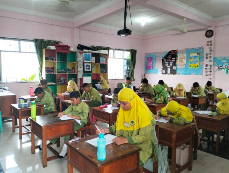 Siswa Ujian